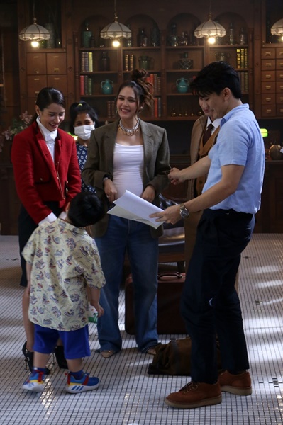 สายฟ้า - พายุ ประเดิมเล่นละครเรื่องแรกในชีวิต สายฟ้า - พายุ ประเดิมเล่นละครเรื่องแรกในชีวิต