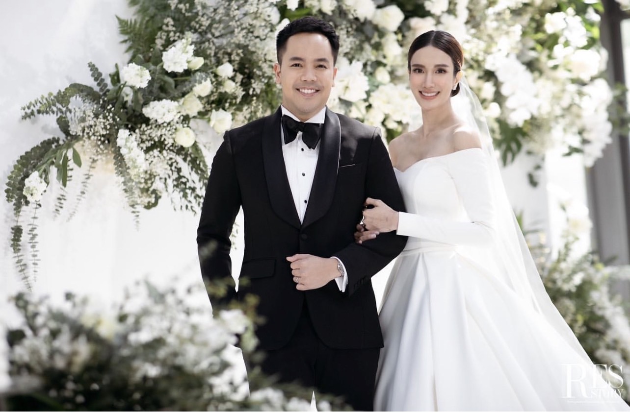 เนย ปภาดา ประกาศข่าวดีวันวาเลนไทน์ ตั้งครรภ์ลูกคนแรกแล้ว!! เนย ปภาดา ประกาศข่าวดีวันวาเลนไทน์ ตั้งครรภ์ลูกคนแรกแล้ว!!
