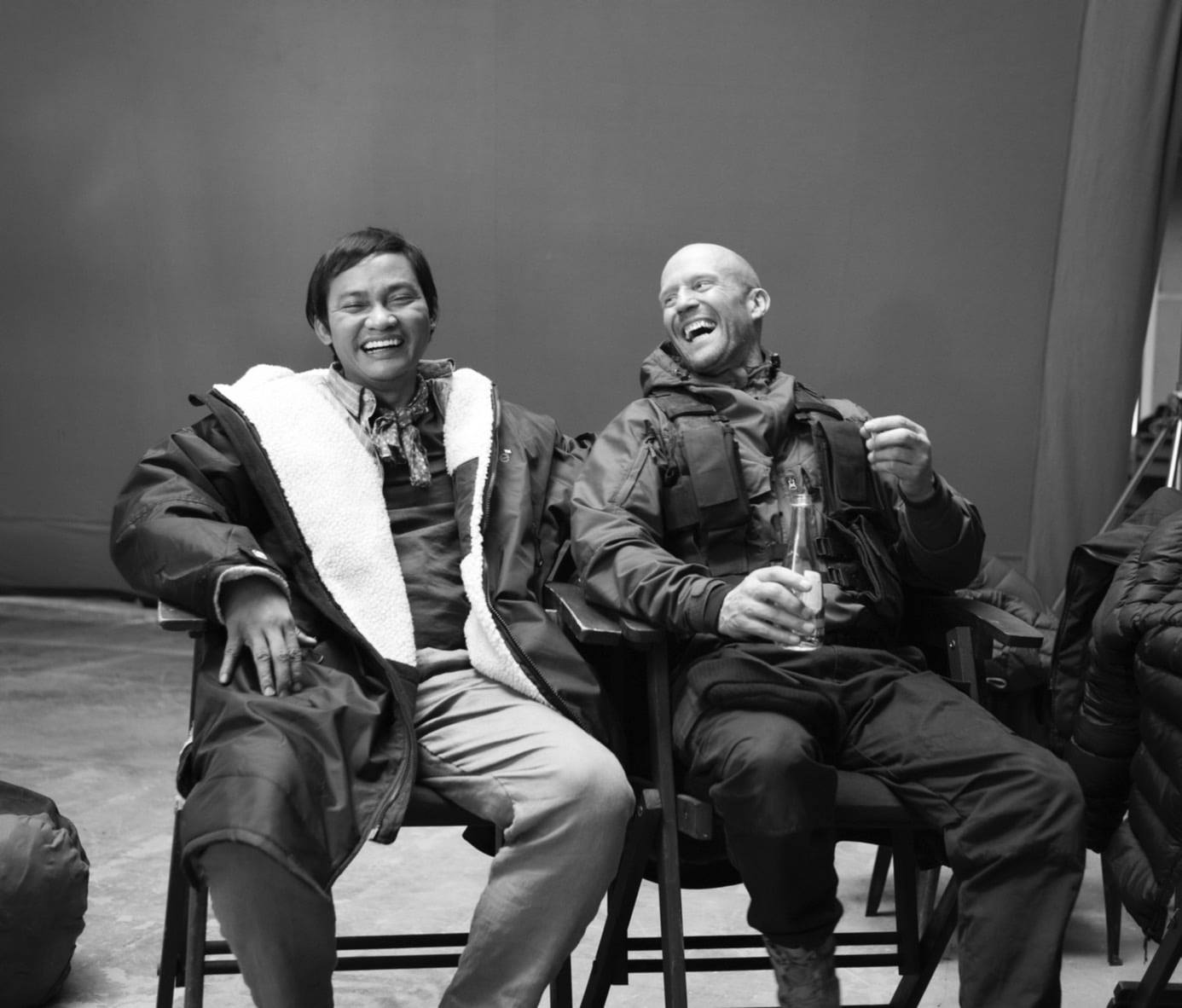 จา พนม อวดภาพคู่ เจสัน สเตแธม ดาราฮอลลีวูดดัง!! ถ่ายหนัง The Expendables 4 จา พนม อวดภาพคู่ เจสัน สเตแธม ดาราฮอลลีวูดดัง!! ถ่ายหนัง The Expendables 4