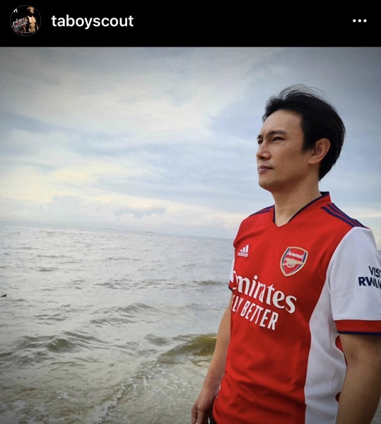 ใส่เฝือกอีกแล้ว!! “ต๊ะ บอยสเก๊าท์” อัปเดตอาการ หลังเกิดอุบัติเหตุลื่นตกบันได กระดูกหัวเข่าบิ่น ใส่เฝือกอีกแล้ว!! “ต๊ะ บอยสเก๊าท์” อัปเดตอาการ หลังเกิดอุบัติเหตุลื่นตกบันได กระดูกหัวเข่าบิ่น