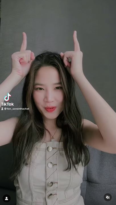 ส่องเหล่าคนดังเต้นคัฟเวอร์เพลงฮิตใน TikTok เฮอร์ไมโอน้อง