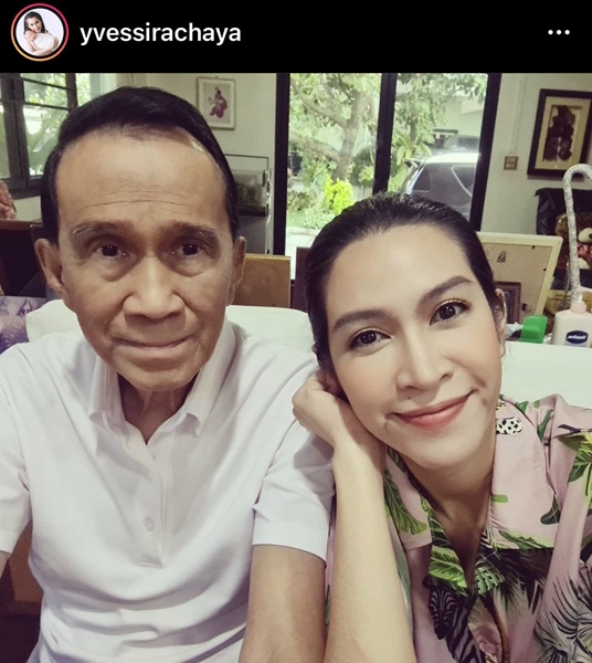 อี๊ฟ พุทธธิดา โพสต์กำหนดการพระราชทานน้ำหลวงอาบศพคุณพ่อ เศรษฐา ศิระฉายา อี๊ฟ พุทธธิดา โพสต์กำหนดการพระราชทานน้ำหลวงอาบศพคุณพ่อ เศรษฐา ศิระฉายา