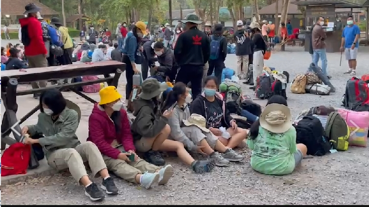 นักท่องเที่ยว 2,000 คนสัมผัสหนาวภูกระดึง-เข้มมาตรการคุมโควิด
