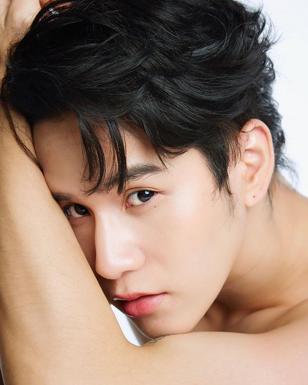 “เฟียต ภัชทา” อวดกล้ามแน่น ลั่นปั้นมา 1 ปีเต็ม (มีคลิป) “เฟียต ภัชทา” อวดกล้ามแน่น ลั่นปั้นมา 1 ปีเต็ม (มีคลิป)