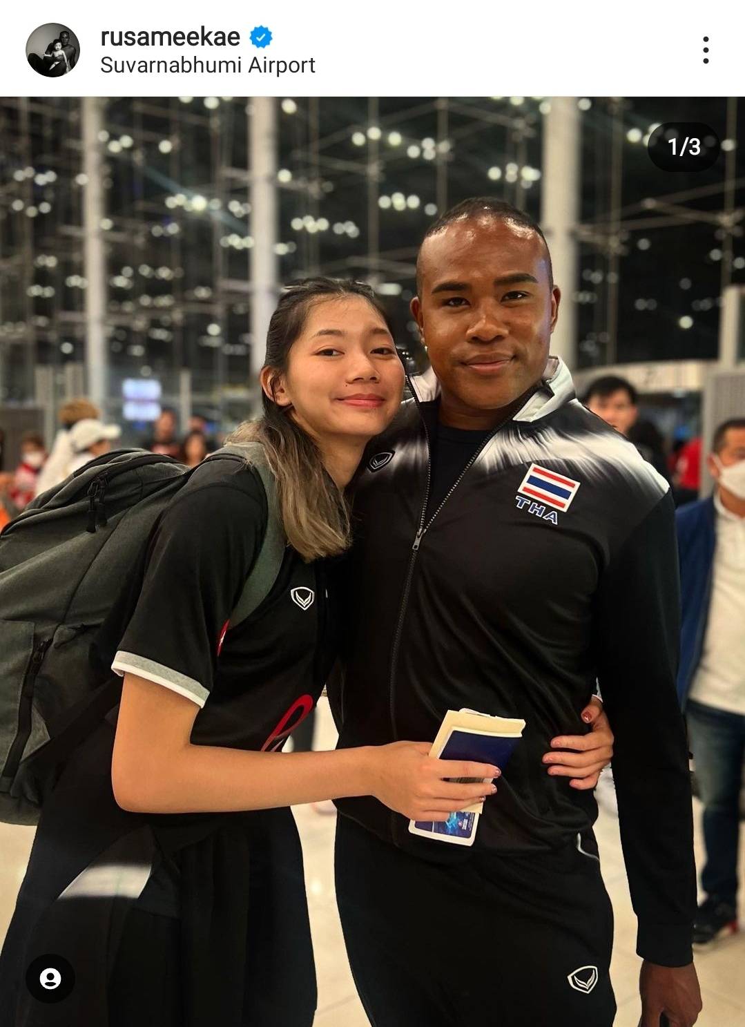 ถึงหมื่นไหมนะ? รัศมีแข โพสต์ถามหลังนักตบลูกยางสาวไทย เอาชนะ แคนนาดา ได้ 3-0 เซ็ต ถึงหมื่นไหมนะ? รัศมีแข โพสต์ถามหลังนักตบลูกยางสาวไทย เอาชนะ แคนนาดา ได้ 3-0 เซ็ต