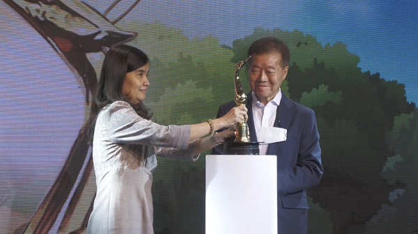 True Visions จัดเต็มถ่ายทอดสดงานประกาศรางวัลสุพรรณหงส์ครั้งที่31    (มีคลิป)