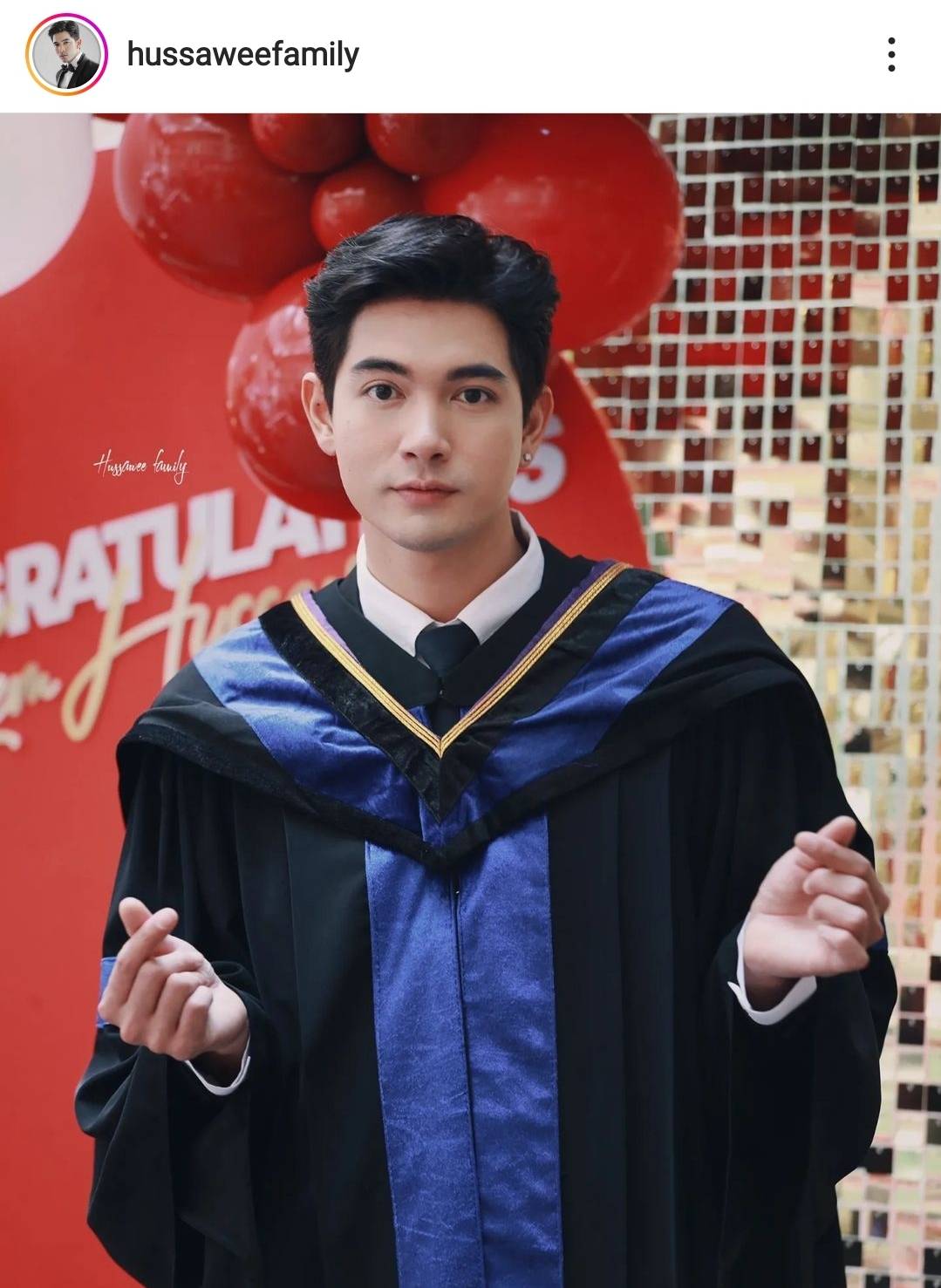 “เข้ม หัสวีร์” สุดปลื้มคว้าใบปริญญามาฝากครอบครัวได้สำเร็จ “เข้ม หัสวีร์” สุดปลื้มคว้าใบปริญญามาฝากครอบครัวได้สำเร็จ