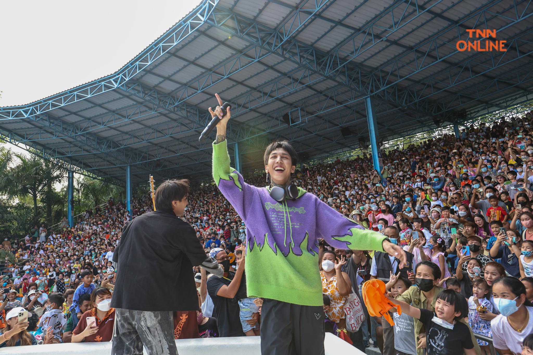 ทรงอย่างแบด”กระหึ่ม ฮาย-เซน บุกเซอร์ไพรส์น้องๆในวันเด็ก