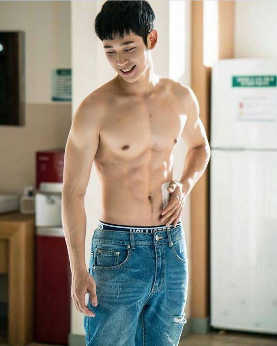 หนุ่มฮอตกิมจิ!! ขวัญใจชาวเพศทางเลือกในเกาหลีใต้ หนุ่มฮอตกิมจิ!! ขวัญใจชาวเพศทางเลือกในเกาหลีใต้