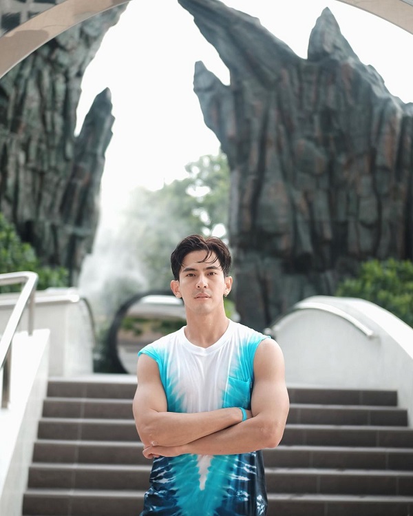เต้ย พงศกร แชะภาพคู่ คุณแม่ เจย์ บี GOT7 (มีคลิป)