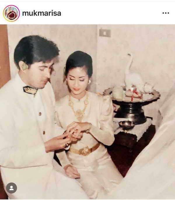 มุก มาริษา ภรรยา แซม ยุรนันท์ โพสต์ซึ้งวันครบรอบแต่งงาน30ปี จะไม่มีวันปล่อยมือ มุก มาริษา ภรรยา แซม ยุรนันท์ โพสต์ซึ้งวันครบรอบแต่งงาน30ปี จะไม่มีวันปล่อยมือ