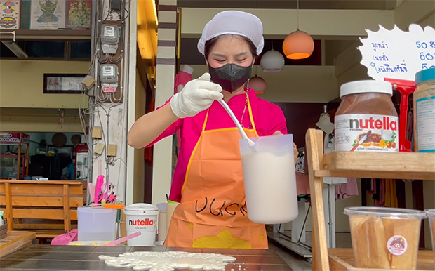 เปิดโฉมใหม่น้องโอลีฟ ‘แม่ค้าโตเกียวเชียงใหม่’ หลังวัฒนธรรมติงไม่เหมาะสม เปิดโฉมใหม่น้องโอลีฟ ‘แม่ค้าโตเกียวเชียงใหม่’ หลังวัฒนธรรมติงไม่เหมาะสม