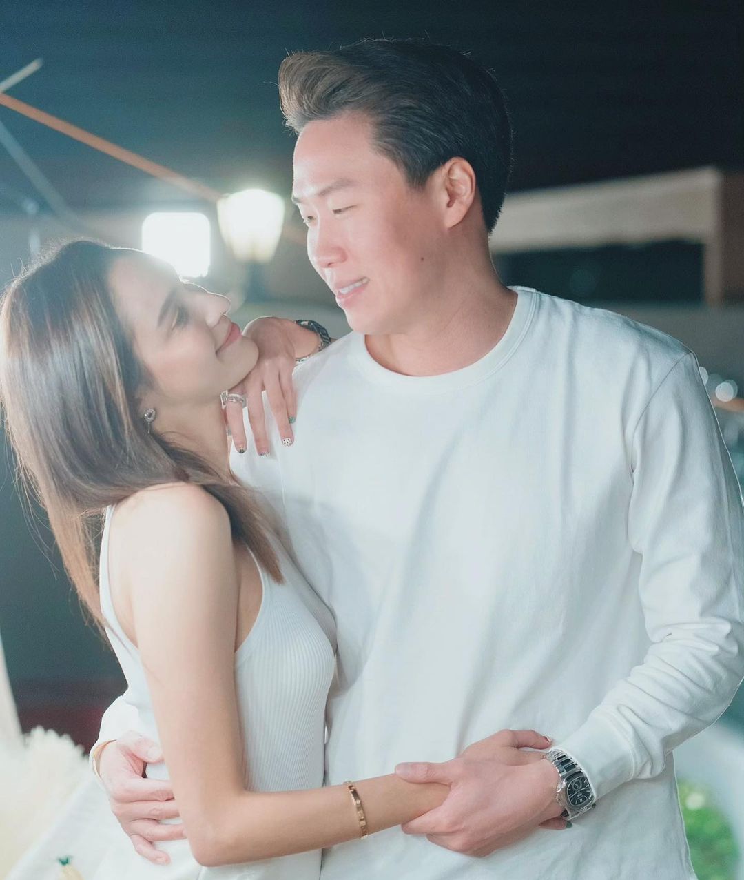 เปิดเส้นทางความรัก หยาดทิพย์ - เมฆ รามา นักธุรกิจหนุ่มชื่อดัง