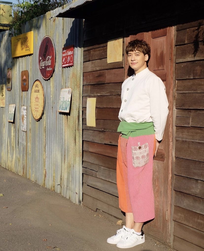 บี้ สุกฤษฎิ์ รอดโควิด-19 หลังกักตัว 14 ตรวจไม่พบเชื้อ หยอดสาวๆ ชวนเที่ยวได้แล้วนะคับ