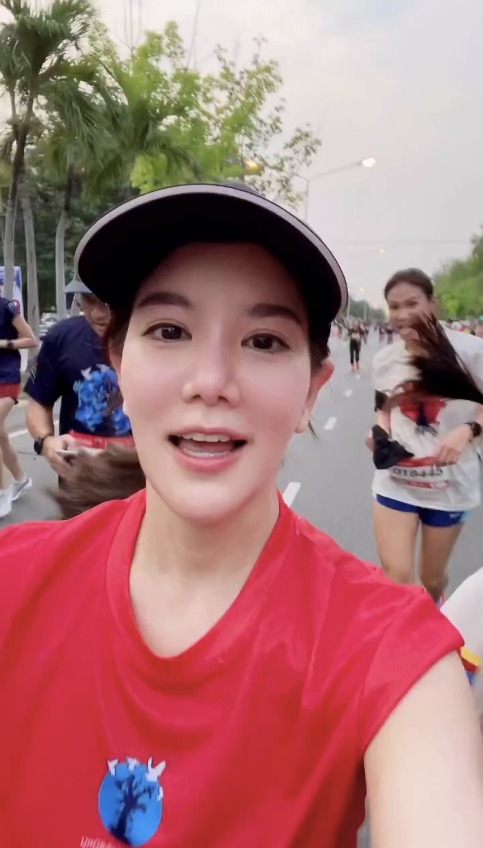 ก้าวคนละก้าว ภาคตะวันออกเริ่มแล้ว ตูน เตรียมมอบเงินให้ 5 รพ. ที่เข้าร่วมโครงการ