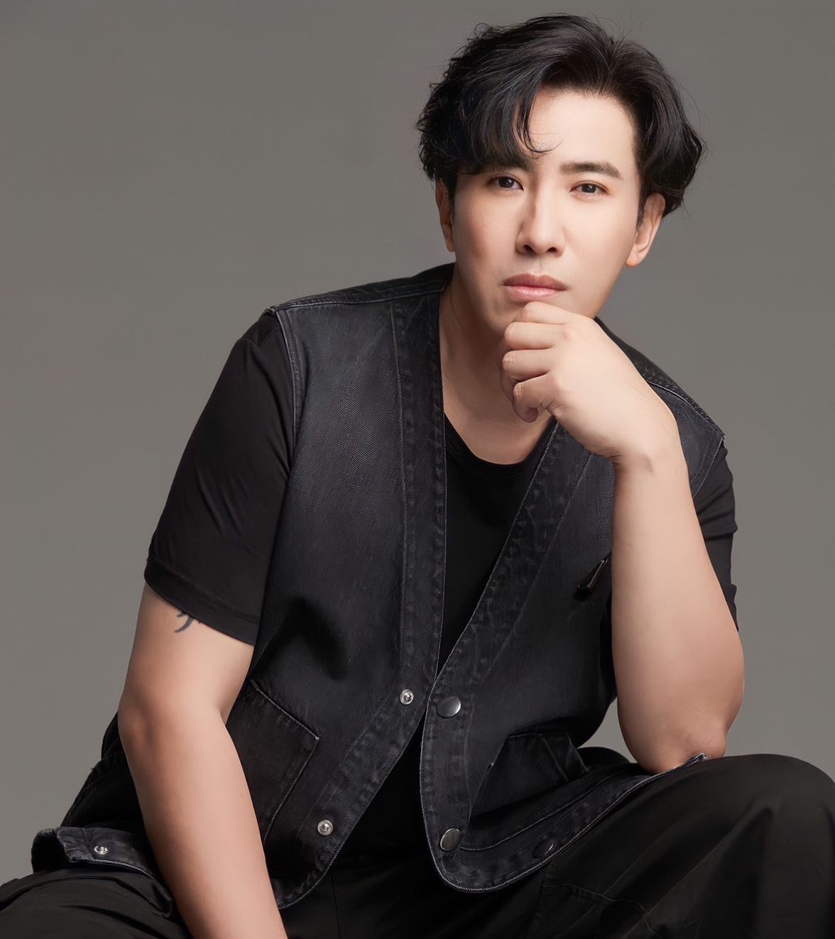 หนุ่ม กรรชัย เผยสาเหตุฟ้องอาจารย์คนดัง สุดทนโดนแซะไม่เลิก!! หนุ่ม กรรชัย เผยสาเหตุฟ้องอาจารย์คนดัง สุดทนโดนแซะไม่เลิก!!