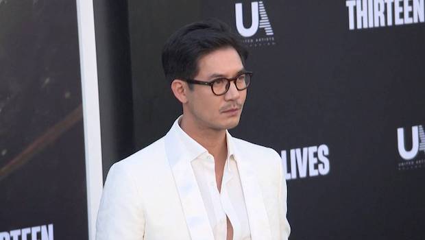 ‘เวียร์ ศุกลวัฒน์ - เจมส์ ธีรดนย์’ นำทัพดาราไทยเปิดตัวหนัง Thirteen Lives 13 หมูป่าที่ฮอลลีวูด (มีคลิป) ‘เวียร์ ศุกลวัฒน์ - เจมส์ ธีรดนย์’ นำทัพดาราไทยเปิดตัวหนัง Thirteen Lives 13 หมูป่าที่ฮอลลีวูด (มีคลิป)