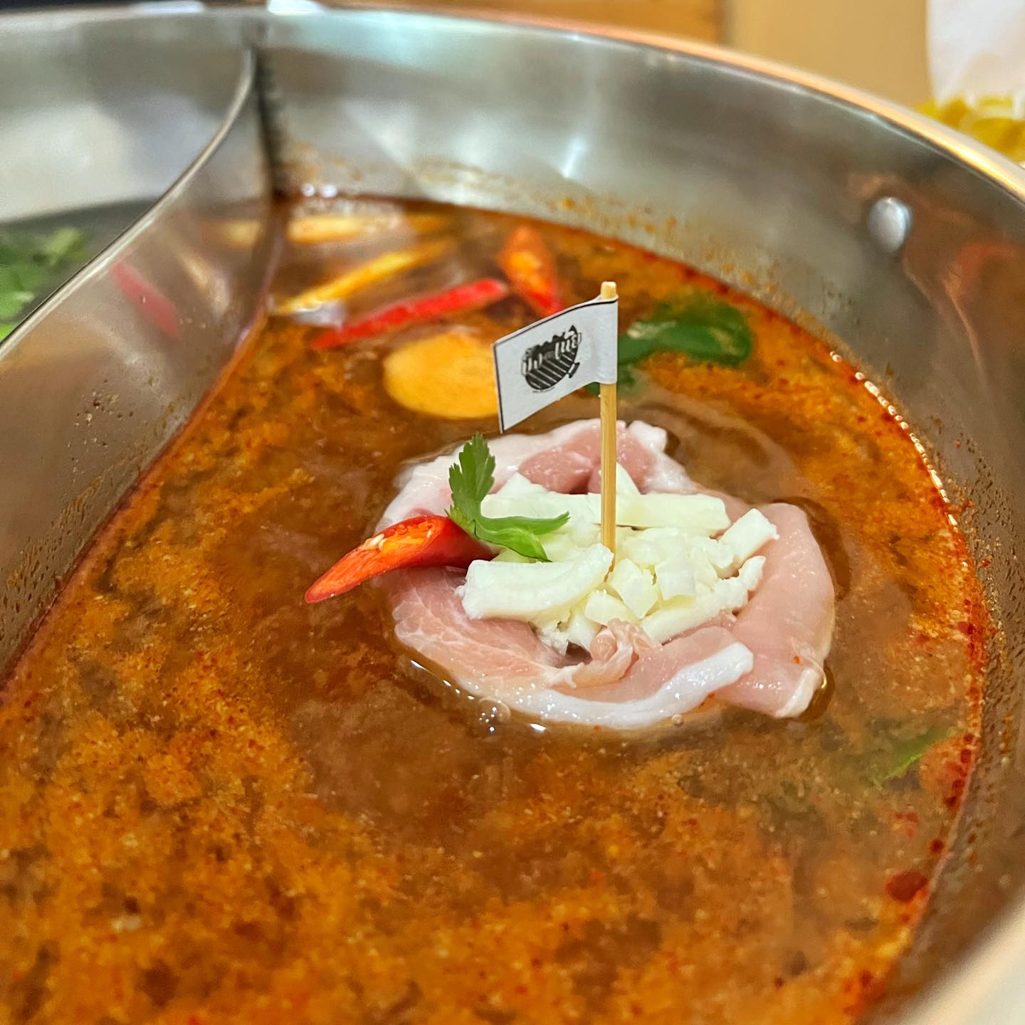 มิติใหม่! ลอยกระทง 2564 ไม่ทำร้ายลำคลองแต่ลงหม้อชาบู มิติใหม่! ลอยกระทง 2564 ไม่ทำร้ายลำคลองแต่ลงหม้อชาบู