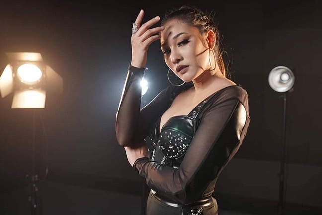 “ขอคนพร้อมฮัก” เพลงสุดปัง!!  “นุ่น นนท์ธิญา”  ปลื้ม “เจี๊ยบ นิสา”  เขียนเพลงให้
