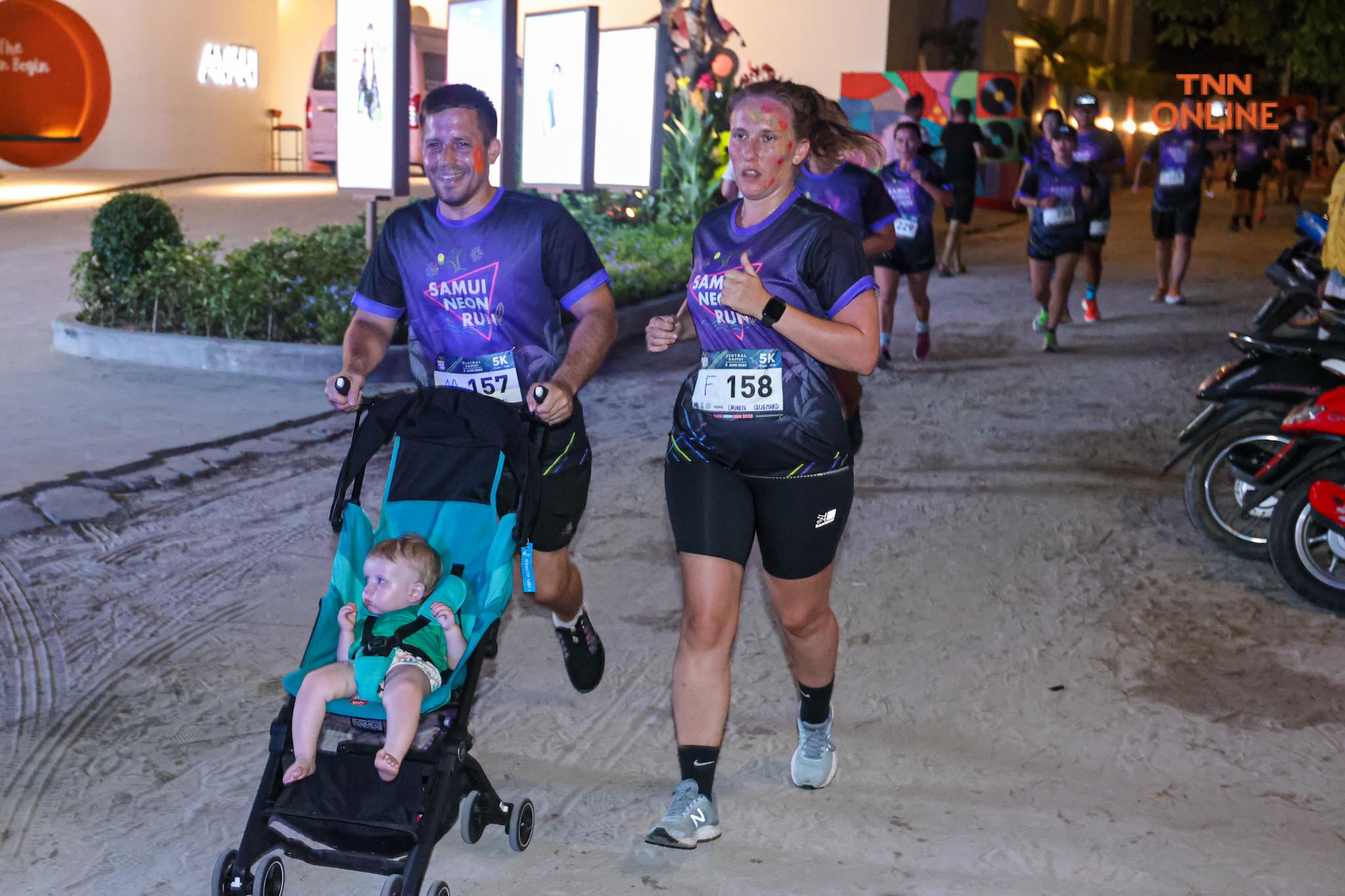 Samui Neon Run 2023 นักวิ่งทั่วประเทศเดินทางร่วมงานกว่า 500 คน