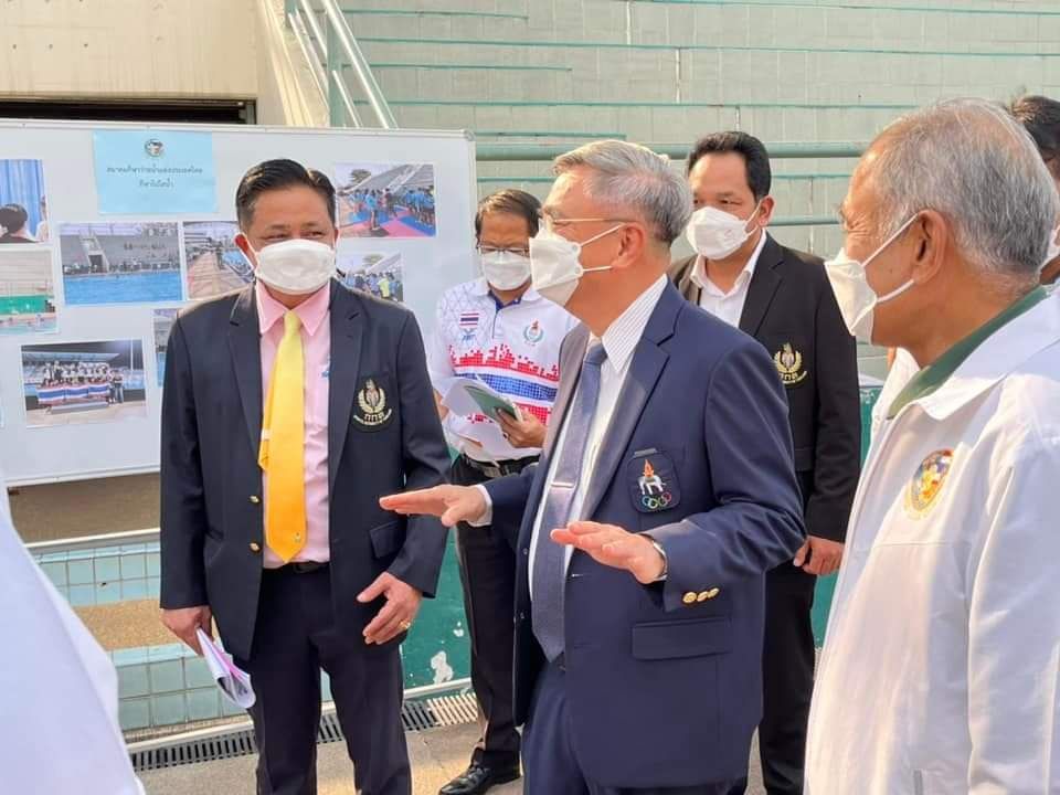 'ส.ว่ายน้ำ' ปลื้มคณะกรรมการโอลิมปิกฯเยี่ยมทีมโปโลน้ำขณะฝึกซ้อม