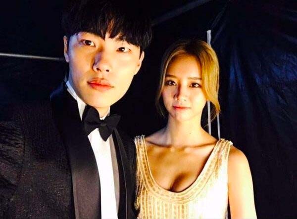 จากคู่จิ้นสู่คู่จริง รวมคู่รักคนบันเทิงที่พบรักกันในจอ จากคู่จิ้นสู่คู่จริง รวมคู่รักคนบันเทิงที่พบรักกันในจอ
