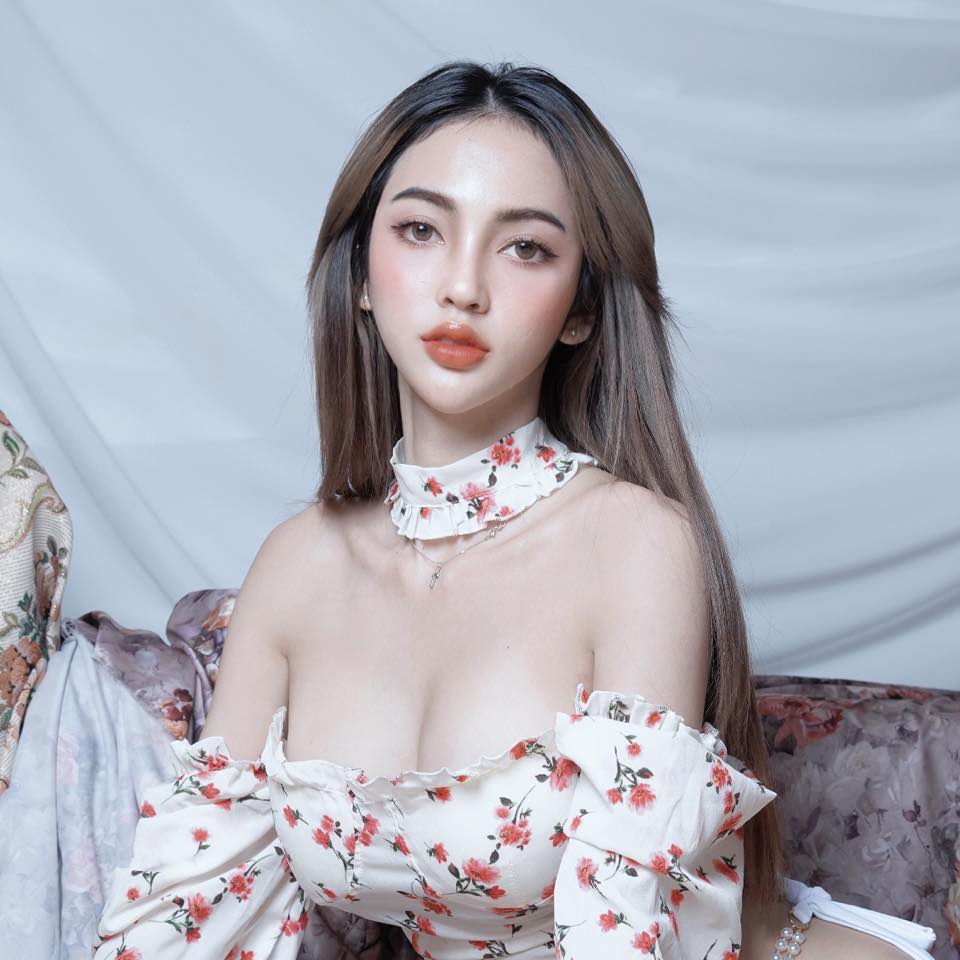 เปิดประวัติ 'โนอา ภญมณ' นางแบบ-นางงามว่าที่นางเอกมาแรง