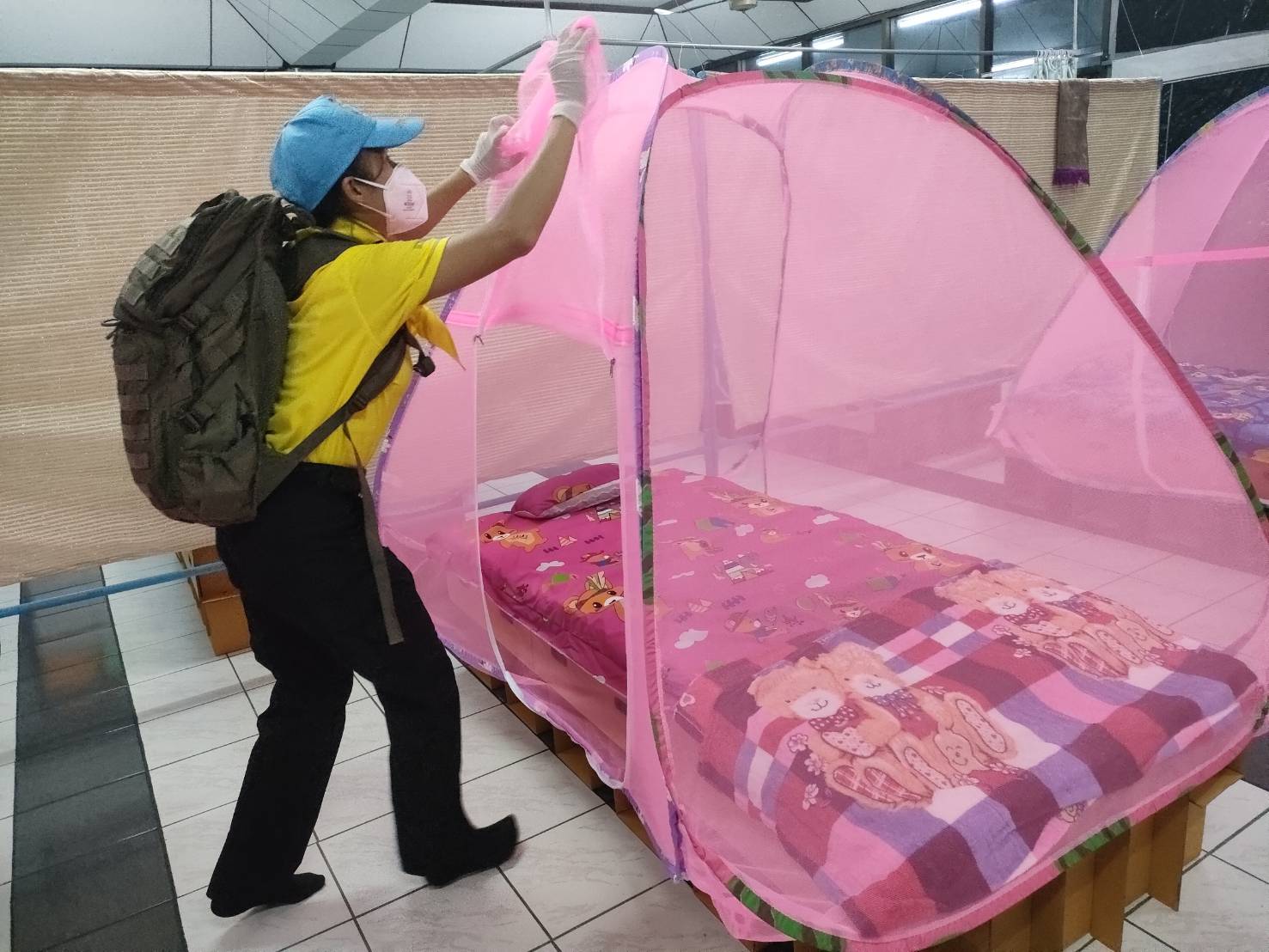 กองทัพไทย ออกช่วยเหลือประชาชนที่เดือดร้อนจากพิษโควิด-19 กองทัพไทย ออกช่วยเหลือประชาชนที่เดือดร้อนจากพิษโควิด-19