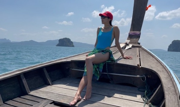เซ็กซี่ขี่จั๊ก! “ไอซ์ อภิษฎา” ฟิตเปรี๊ยะทั้งตัวจัดชุดหวิวสวมทูพีซยกทีม “ชุดขี่จักรยานมันต้องขนาดนี้เลยเหรอ!!!” เซ็กซี่ขี่จั๊ก! “ไอซ์ อภิษฎา” ฟิตเปรี๊ยะทั้งตัวจัดชุดหวิวสวมทูพีซยกทีม “ชุดขี่จักรยานมันต้องขนาดนี้เลยเหรอ!!!”