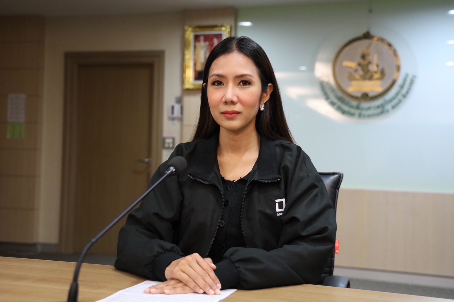 “ดีอีเอส” ย้ำ! พบเห็นเพจต้องสงสัยโกงเงินบริจาคเหตุกราดยิง รีบแจ้งทันที “ดีอีเอส” ย้ำ! พบเห็นเพจต้องสงสัยโกงเงินบริจาคเหตุกราดยิง รีบแจ้งทันที