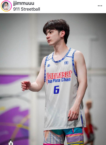 ทำความรู้จัก จิมมี่ จิรเมธ หนุ่มฮอตจากซีรีส์ ไทม์ผ่านเวลา ทำความรู้จัก จิมมี่ จิรเมธ หนุ่มฮอตจากซีรีส์ ไทม์ผ่านเวลา