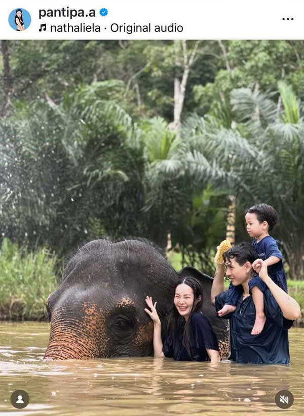 ปุ้มปุ้ย พรรณทิพา ขอลองอีกครั้ง! ใช้น้ำกะหล่ำปลีเทสเพศลูก รอบนี้สีหน้าคุณแม่คือ? ปุ้มปุ้ย พรรณทิพา ขอลองอีกครั้ง! ใช้น้ำกะหล่ำปลีเทสเพศลูก รอบนี้สีหน้าคุณแม่คือ?