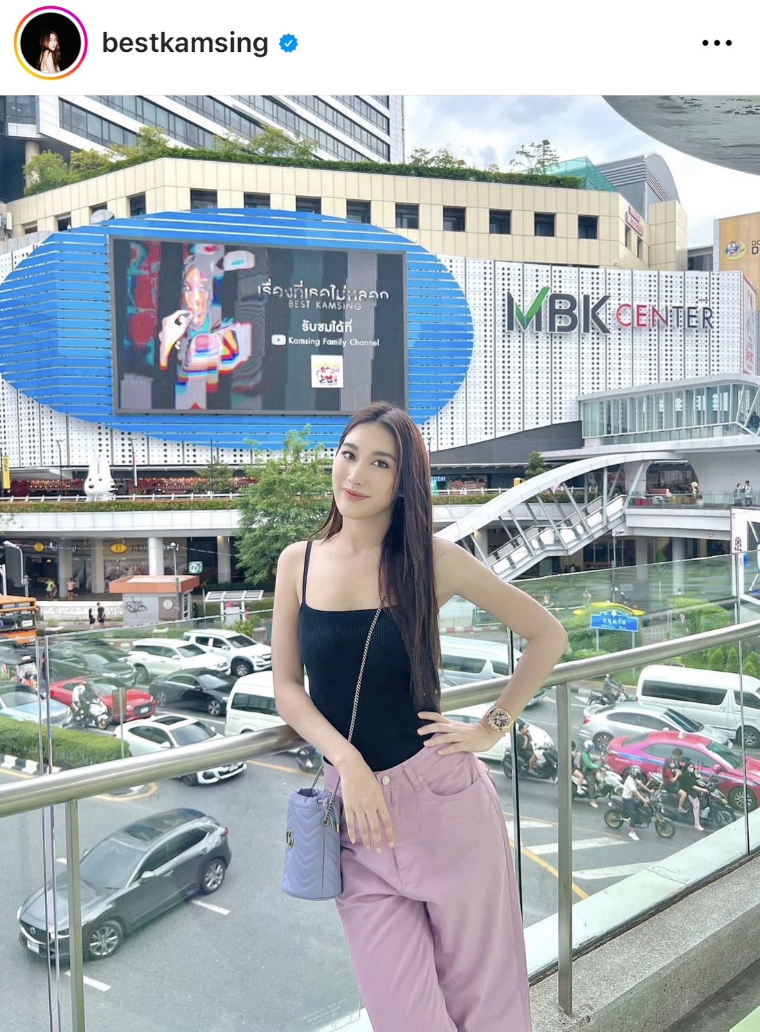 เบสท์ ทุ่มทุน ซื้อบิลบอร์ดให้ตัวเอง พร้อมเซอร์ไพร์ส คิวเท 