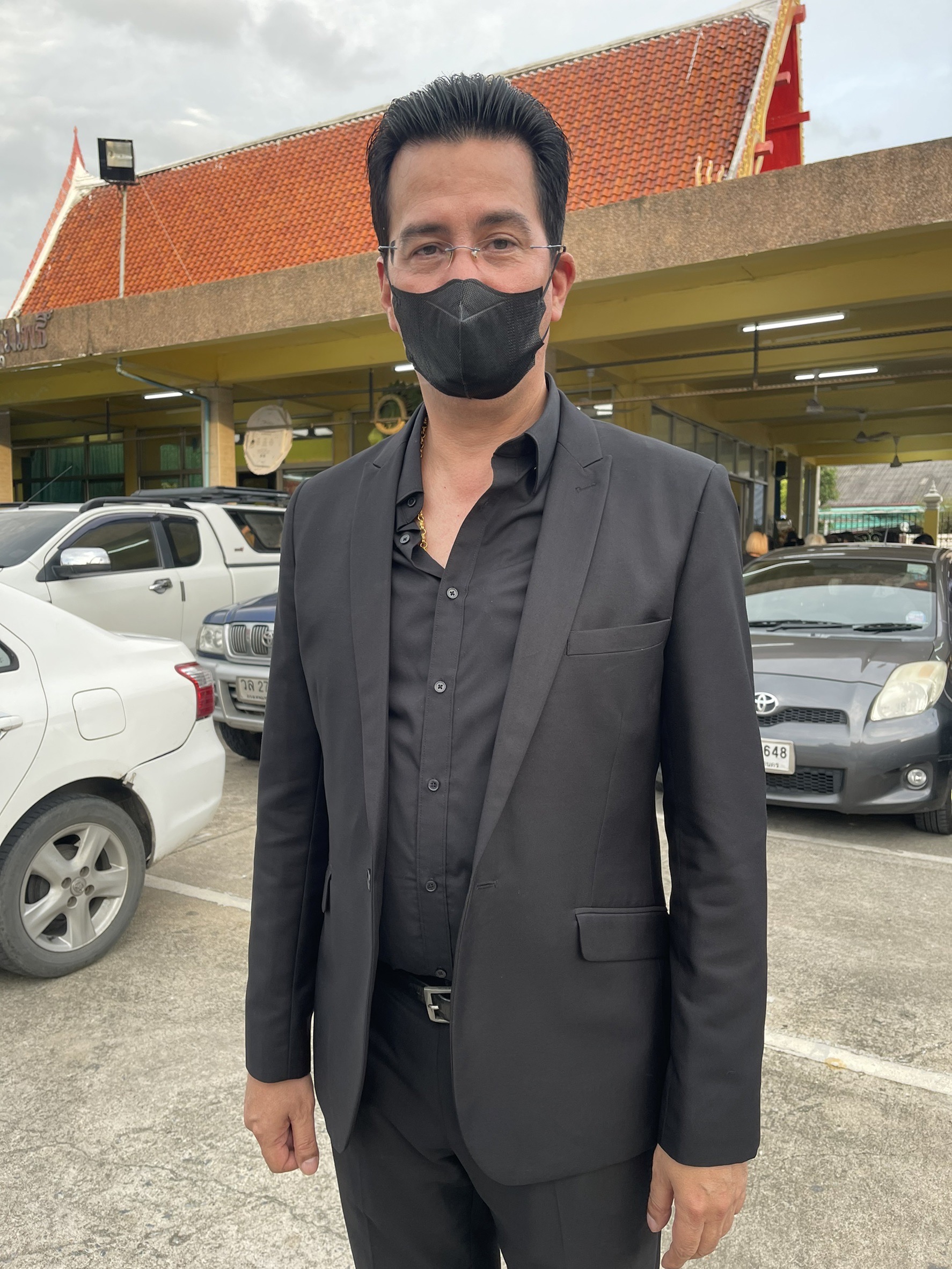 บรรยากาศพิธีรดน้ำศพ ผู้กำกับดัง เฉลิม วงศ์พิมพ์ ผู้คนแวดวงหนังร่วมอาลัย 