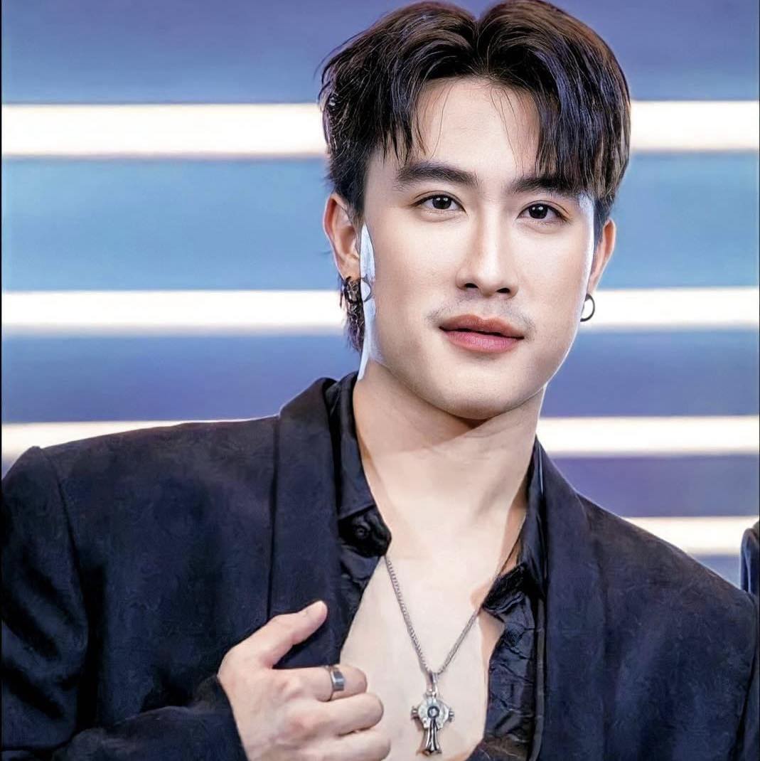 หลงรักรุ่นพี่ นุ๊ก ธนดล เผยภาพเจอ แพท ณปภา ครั้งแรกเมื่อ 10 ปีก่อน 