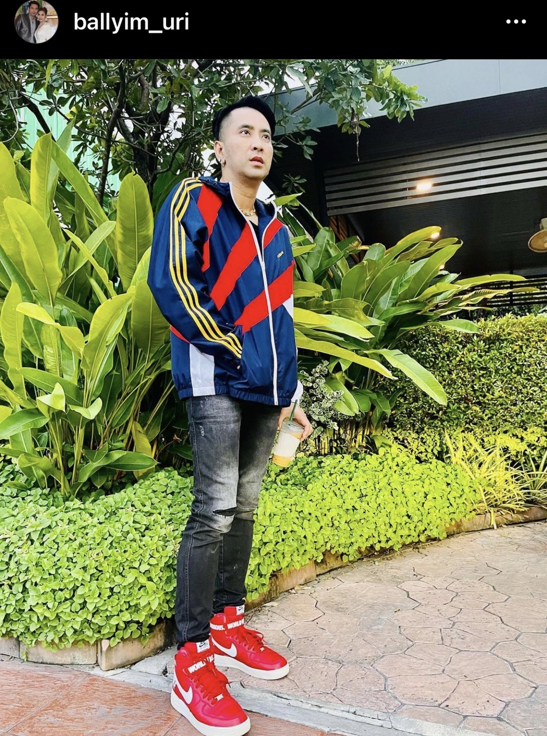 บอล เชิญยิ้ม นำเงิน 20,000 บาท มอบให้องค์กรทำดี ล บอล เชิญยิ้ม นำเงิน 20,000 บาท มอบให้องค์กรทำดี ล