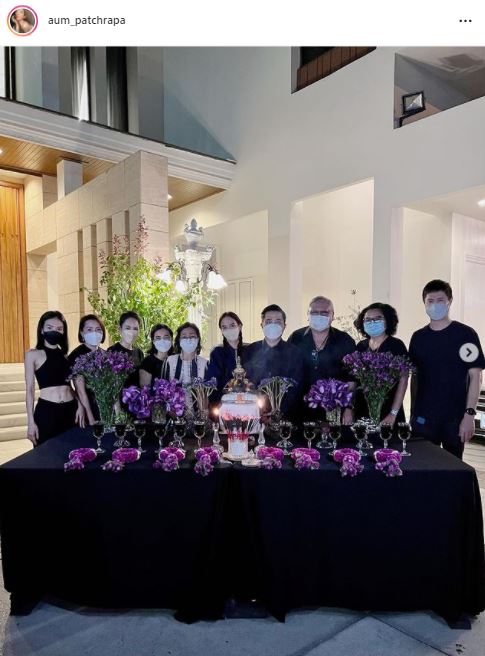 เหล่าคนบันเทิง ไหว้พระราหู เสริมดวงชะตา ขอให้เฮงๆ ปังๆ 