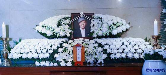 อิมจุนฮยอก ดาวตลกที่สร้างเสียงหัวเราะให้กับแฟนๆมาเกือบ 20 ปีสิ้นใจแล้ว อิมจุนฮยอก ดาวตลกที่สร้างเสียงหัวเราะให้กับแฟนๆมาเกือบ 20 ปีสิ้นใจแล้ว