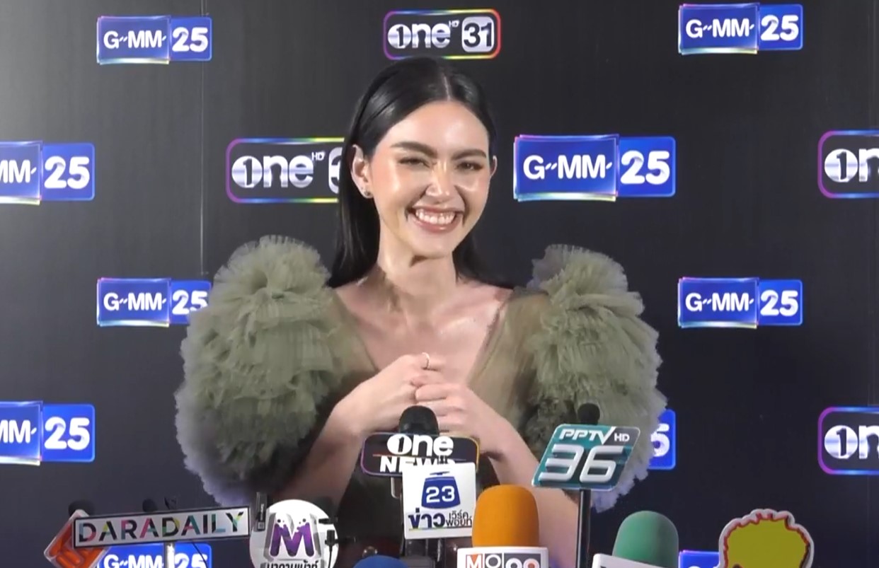 ใหม่ ดาวิกา เผย เต๋อ ฉันทวิชช์ โดนโกงเงินค่าโมเดลสูญหลักหมื่น ใหม่ ดาวิกา เผย เต๋อ ฉันทวิชช์ โดนโกงเงินค่าโมเดลสูญหลักหมื่น