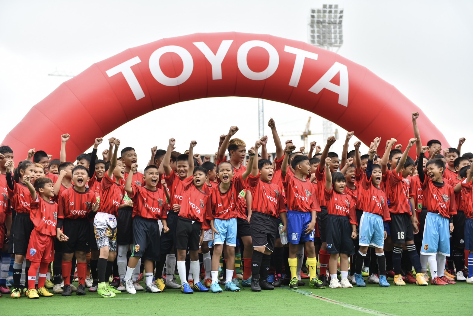 'โตโยต้าจูเนียร์ฟุตบอลคลินิก' บุกบุรีรัมย์ หาช้างเผือกร่วม 'U14อาเซียนดรีมฟุตบอล2023'