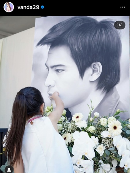 โบว์ แวนด้า และน้องมะลิ ทำบุญ 6 ปี การจากไปของ “ปอ ทฤษฎี”