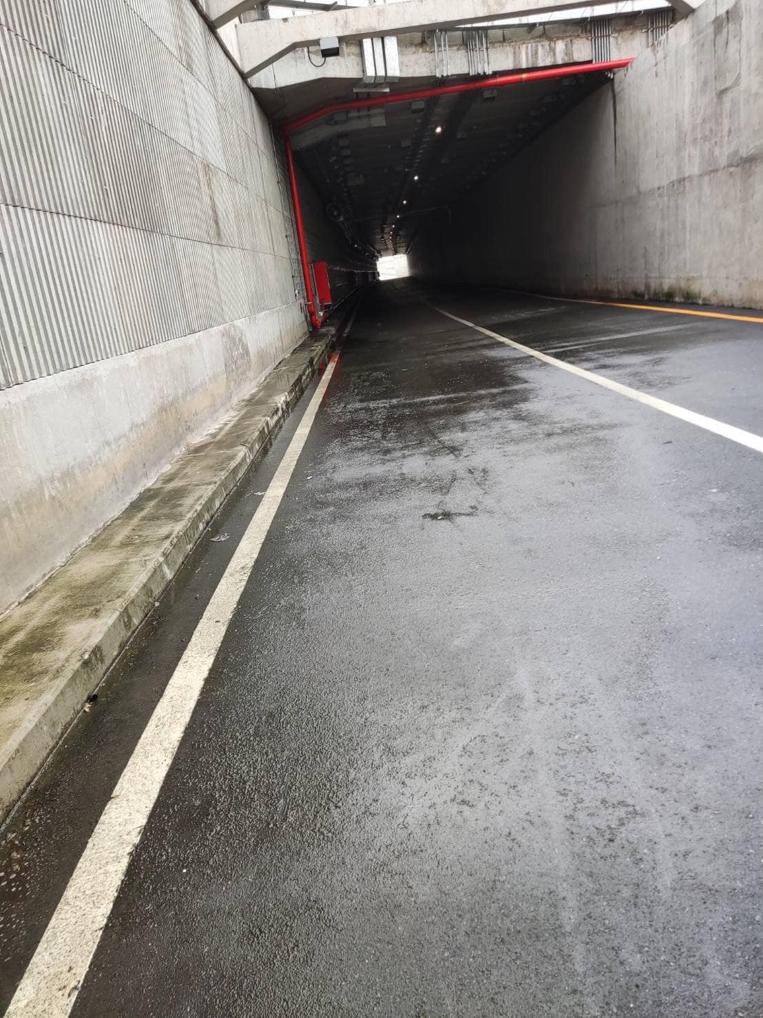 การรถไฟฯชี้แจง! ภาพอุโมงค์ในสถานีกลางบางซื่อน้ำท่วมขัง-ขยะเกลื่อน การรถไฟฯชี้แจง! ภาพอุโมงค์ในสถานีกลางบางซื่อน้ำท่วมขัง-ขยะเกลื่อน