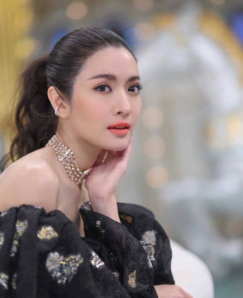 แอฟ ทักษอร คอนเฟิร์มเองสถานะหนุ่มๆ รุ่นน้องที่ตกเป็นข่าวใช่ หรือไม่ใช่? แอฟ ทักษอร คอนเฟิร์มเองสถานะหนุ่มๆ รุ่นน้องที่ตกเป็นข่าวใช่ หรือไม่ใช่?