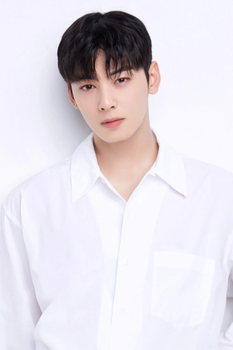 'ชาอึนอู' ผู้มาพร้อมบทหนุ่มเย็นชาที่จริงใจ 'ชาอึนอู' ผู้มาพร้อมบทหนุ่มเย็นชาที่จริงใจ
