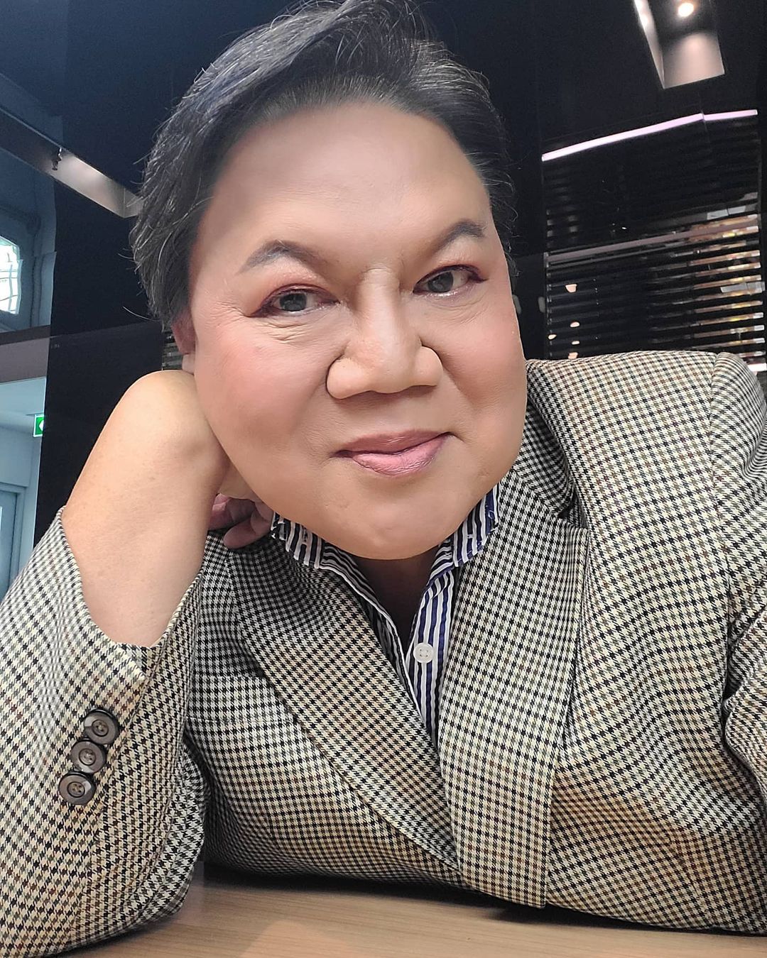 อ.ยิ่งศักดิ์ ตกใจ! หลัง อ.โอเล่ ทักดวงวงการบันเทิง ครึ่งปีหลัง มีการสูญเสีย!! อ.ยิ่งศักดิ์ ตกใจ! หลัง อ.โอเล่ ทักดวงวงการบันเทิง ครึ่งปีหลัง มีการสูญเสีย!!