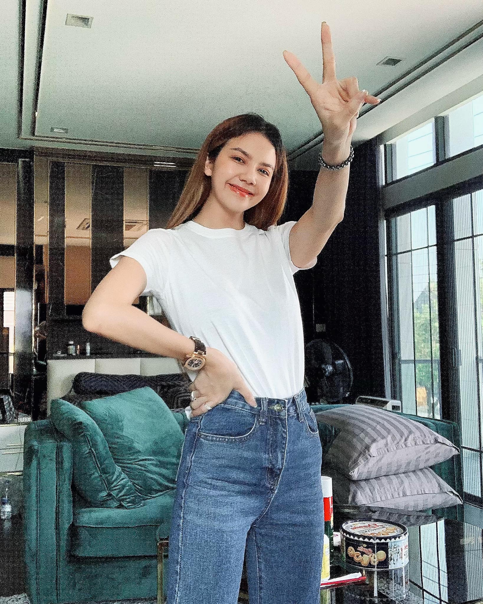 จ๊ะ นงผณี ฝาดเดือด!! ฝากถึงคนรวย ควรมีสิ่งนี้?? จ๊ะ นงผณี ฝาดเดือด!! ฝากถึงคนรวย ควรมีสิ่งนี้??