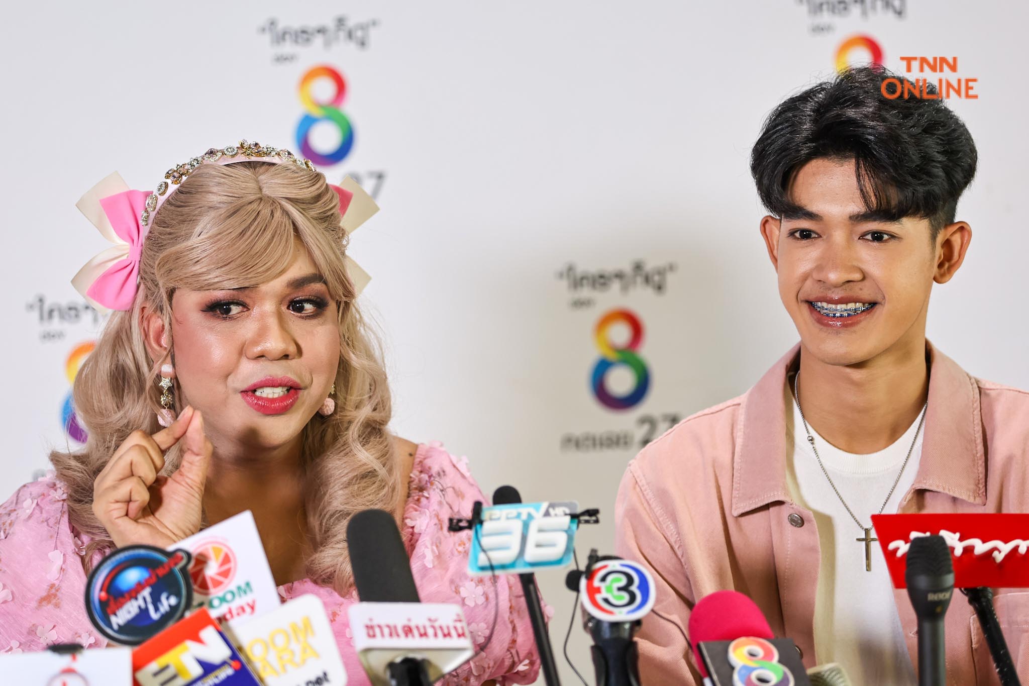 “แพรรี่” ควงหวานใจ “น้องฟอร์ด” เปิดตัวคู่กันครั้งแรกยืนยันความสัมพันธ์จริงใจไม่ใช่คอนเทนต์ “แพรรี่” ควงหวานใจ “น้องฟอร์ด” เปิดตัวคู่กันครั้งแรกยืนยันความสัมพันธ์จริงใจไม่ใช่คอนเทนต์