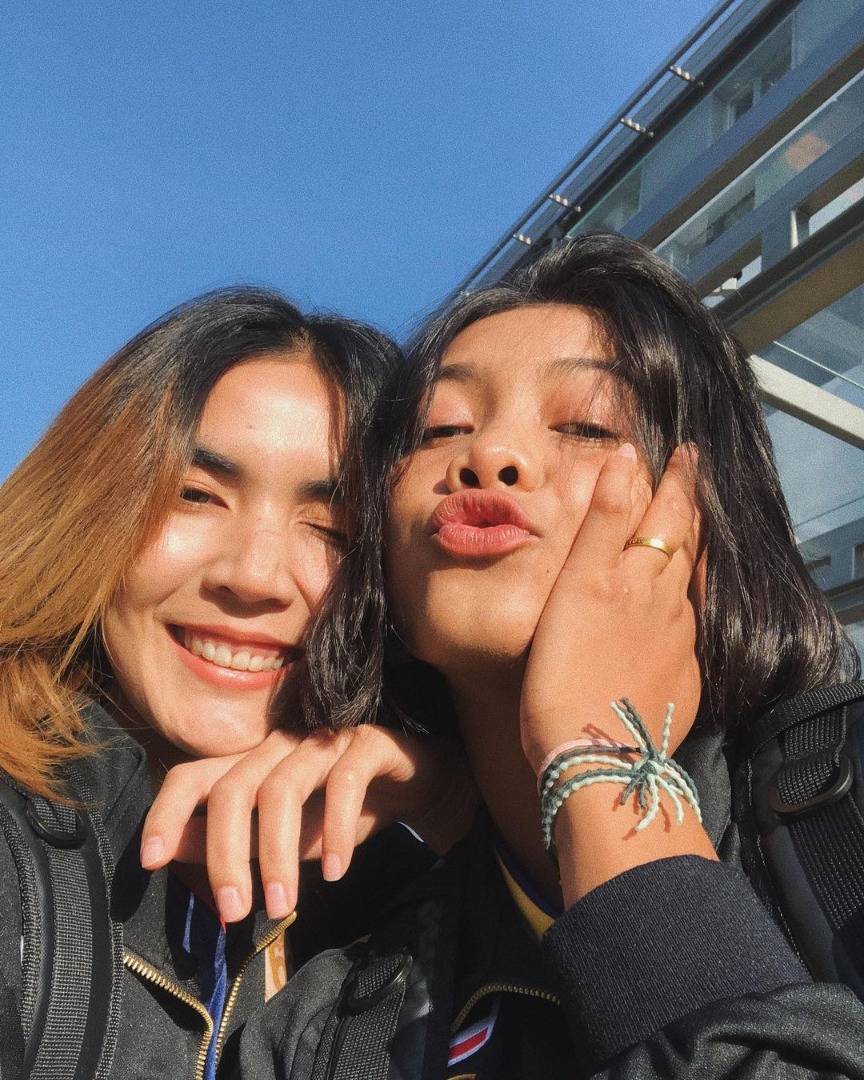 เซ็กซี่เล็กๆ! ส่องกิจกรรมสองสาวลูกยาง 'แป้น & เพียว' ช่วงปิดฤดูกาล