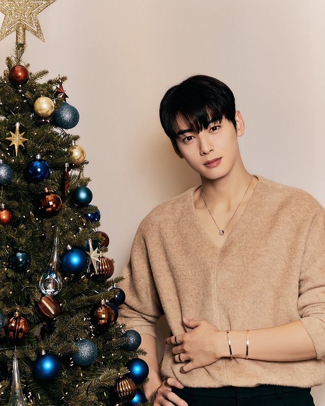 ถึงไทยแล้ว!! 'ชาอึนอู' หล่อใสทะลุแมสก์ พร้อมเปิดตัวพรีเซนเตอร์สินค้าไทย ถึงไทยแล้ว!! 'ชาอึนอู' หล่อใสทะลุแมสก์ พร้อมเปิดตัวพรีเซนเตอร์สินค้าไทย