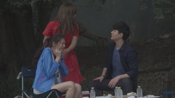คู่ไฟท์ไฝว้ผี EP6 อ๊อฟเสียใจที่รู้ว่าน้ำหวานไม่ได้ชอบตัวเอง (มีคลิป) คู่ไฟท์ไฝว้ผี EP6 อ๊อฟเสียใจที่รู้ว่าน้ำหวานไม่ได้ชอบตัวเอง (มีคลิป)